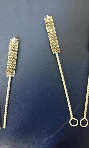 Escova para limpeza de tubos Escova para limpeza de tubos