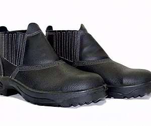 Higienização de botas de segurança Higienização de botas de segurança