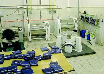 Lavanderia de uniformes industriais Lavanderia de uniformes industriais